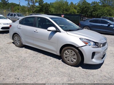 3KPA24AD5LE****** 2020 Kia Rio