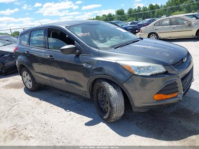 1FMCU0F7XGU****** 2016 Ford Escape