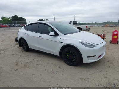 5YJYGDEE1MF****** 2021 Tesla Model Y