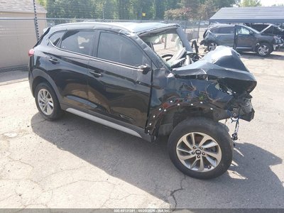 KM8J3CA49JU****** 2018 Hyundai Tucson