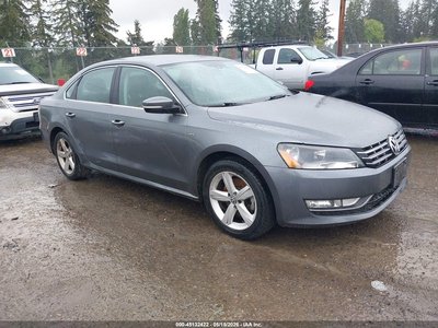 1VWAT7A35FC****** 2015 Volkswagen Passat