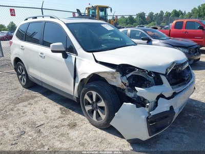 JF2SJAEC4HH****** 2017 Subaru Forester
