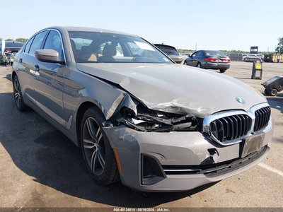 WBA13BJ04NW****** 2022 BMW 5 Series