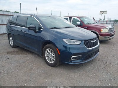 2C4RC1BG0SR****** 2025 Chrysler Pacifica