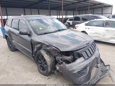 1C4RJEAG6HC****** 2017 Jeep Grand Cherokee