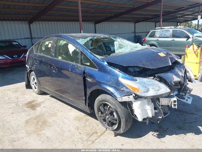 JTDKN3DU8F1****** 2015 Toyota Prius