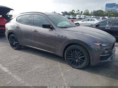 ZN661XUA4NX****** 2022 Maserati Levante