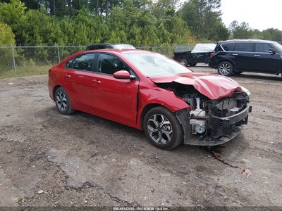 3KPF24AD0ME****** 2021 Kia Forte
