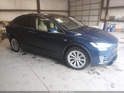 5YJXCDE28HF****** 2017 Tesla Model X