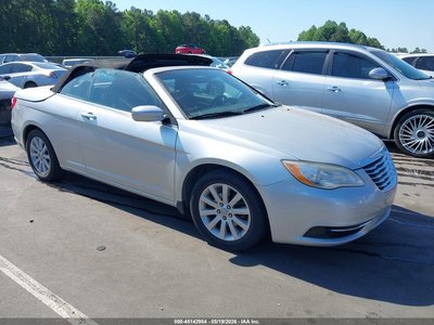 2012 Chrysler 200
