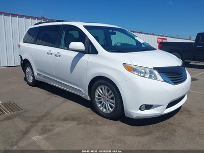 2012 Toyota Sienna