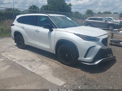 5TDKDRAH7PS****** 2023 Toyota Highlander