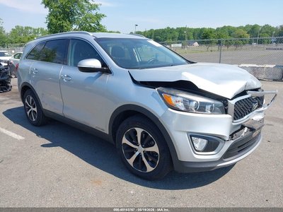 5XYPHDA51HG****** 2017 Kia Sorento