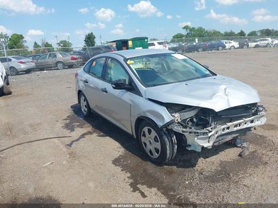1FADP3E20GL****** 2016 Ford Focus