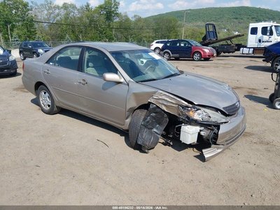 4T1BF32K52U****** 2002 Toyota Camry