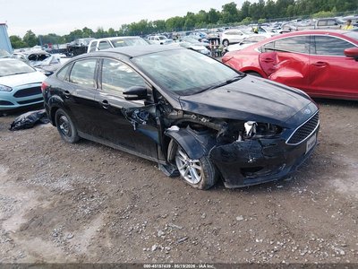 1FADP3F24GL****** 2016 Ford Focus