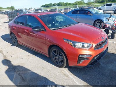 3KPF34AD2ME****** 2021 Kia Forte