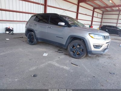 3C4NJDBB1JT****** 2018 Jeep Compass