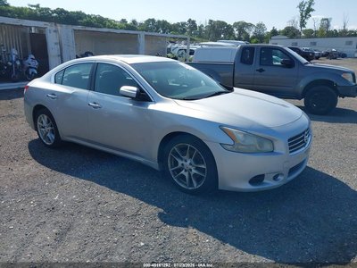 2010 Nissan Maxima