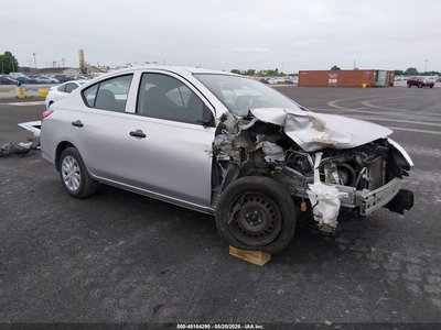 3N1CN7APXGL****** 2016 Nissan Versa