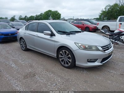 1HGCR2F55DA****** 2013 Honda Accord