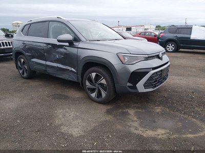 2025 Volkswagen Taos