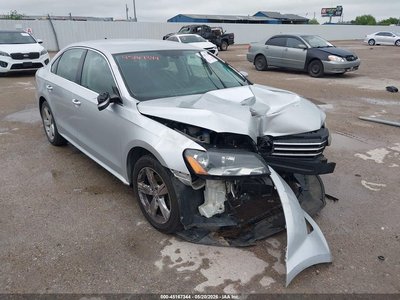 1VWBS7A31FC****** 2015 Volkswagen Passat
