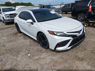 4T1K61AK1MU****** 2021 Toyota Camry