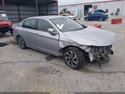 1HGCR2F99GA****** 2016 Honda Accord