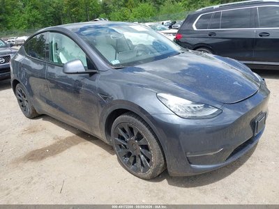 7SAYGDEE7NF****** 2022 Tesla Model Y