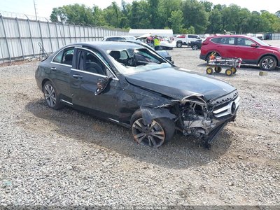 WDDWF4KB2JR****** 2018 Mercedes-Benz C-Class