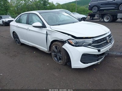 3VW7M7BU0RM****** 2024 Volkswagen Jetta