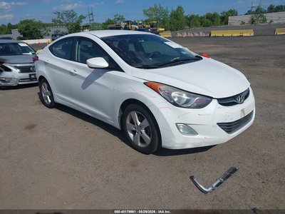 5NPDH4AE8DH****** 2013 Hyundai Elantra