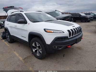 1C4PJMBX5JD****** 2018 Jeep Cherokee