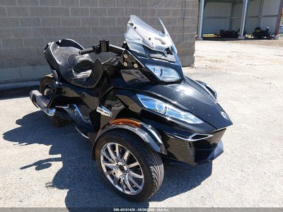 2BXNBDD28FV****** 2015 Can-Am Spyder