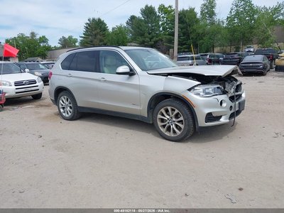 5UXKR0C51G0****** 2016 BMW X5