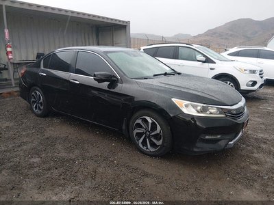 1HGCR2F02GA****** 2016 Honda Accord