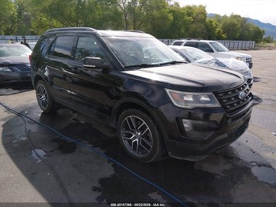 1FM5K8GT6GG****** 2016 Ford Explorer