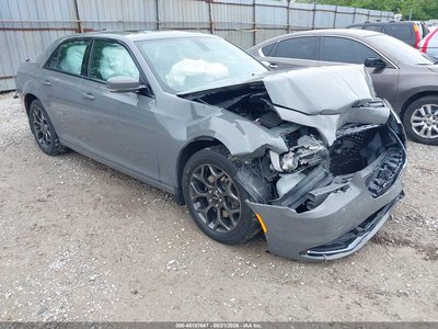 2018 Chrysler 300