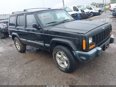 1J4FF48S7YL****** 2000 Jeep Cherokee