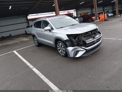 3VVRX7B23NM****** 2022 Volkswagen Taos
