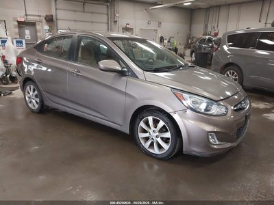 KMHCU4AE5CU****** 2012 Hyundai Accent