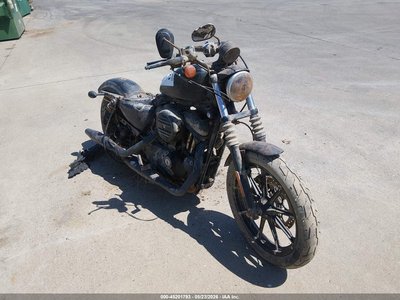 2017 Harley-Davidson Iron 883