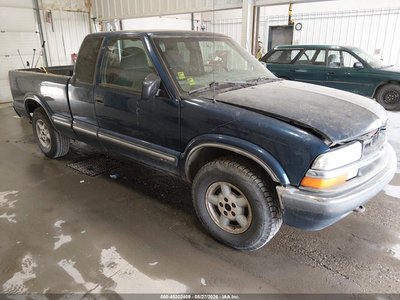 1GCDT19W518****** 2001 Chevrolet S-10