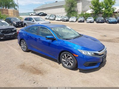 2HGFC2F77JH****** 2018 Honda Civic