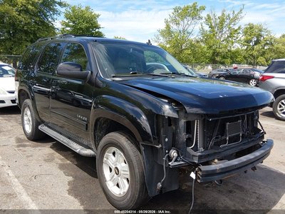 1GNSKBE02BR****** 2011 Chevrolet Tahoe