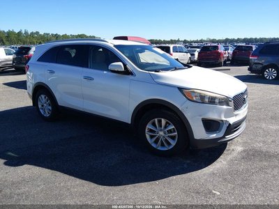 5XYPG4A31GG****** 2016 Kia Sorento