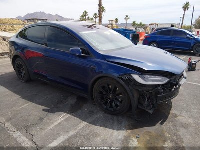 5YJXCDE22HF****** 2017 Tesla Model X