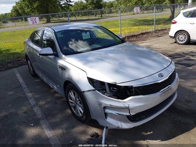 5XXGT4L33HG****** 2017 Kia Optima