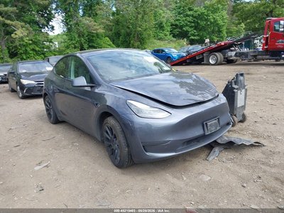 7SAYGAEE1PF****** 2023 Tesla Model Y